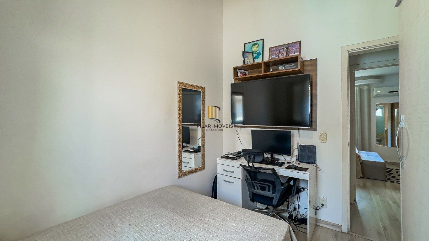 Casa em Condomínio de 2 dormitórios à venda em Sarandi, Porto Alegre.