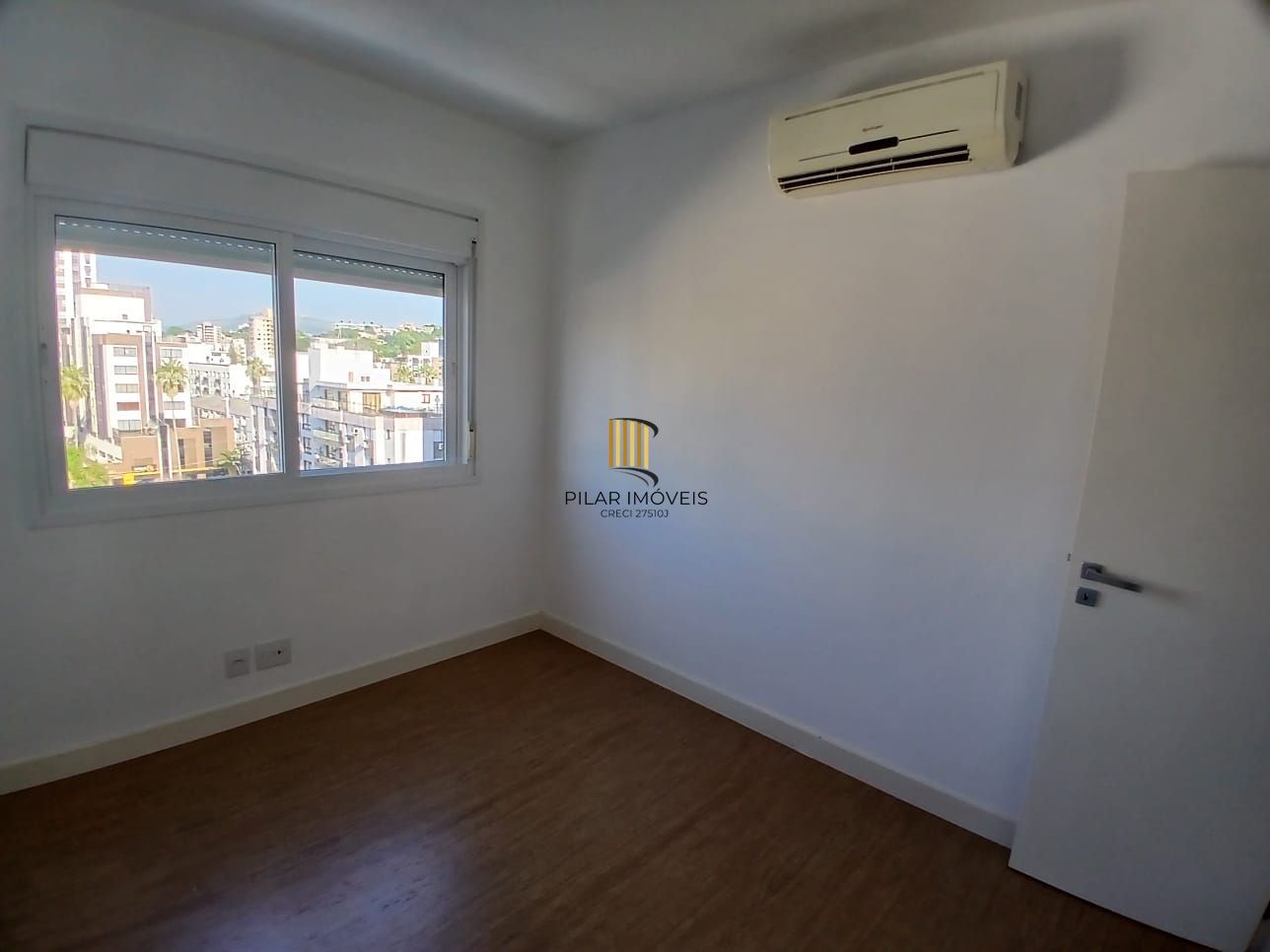 Apartamento  com 3 dormitorios e suite no Menino Deus, Porto Alegre/RS
