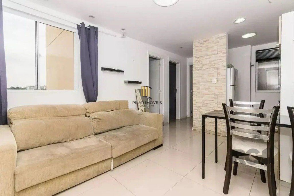 Apartamento de 2 dormitórios de 42m², no bairro Glória