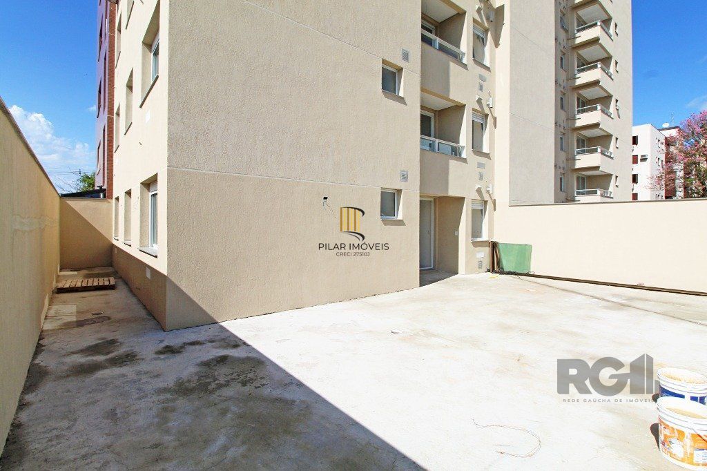 Apartamento 3 dorms à venda Rua Roque Calage, Passo da Areia - Porto Alegre