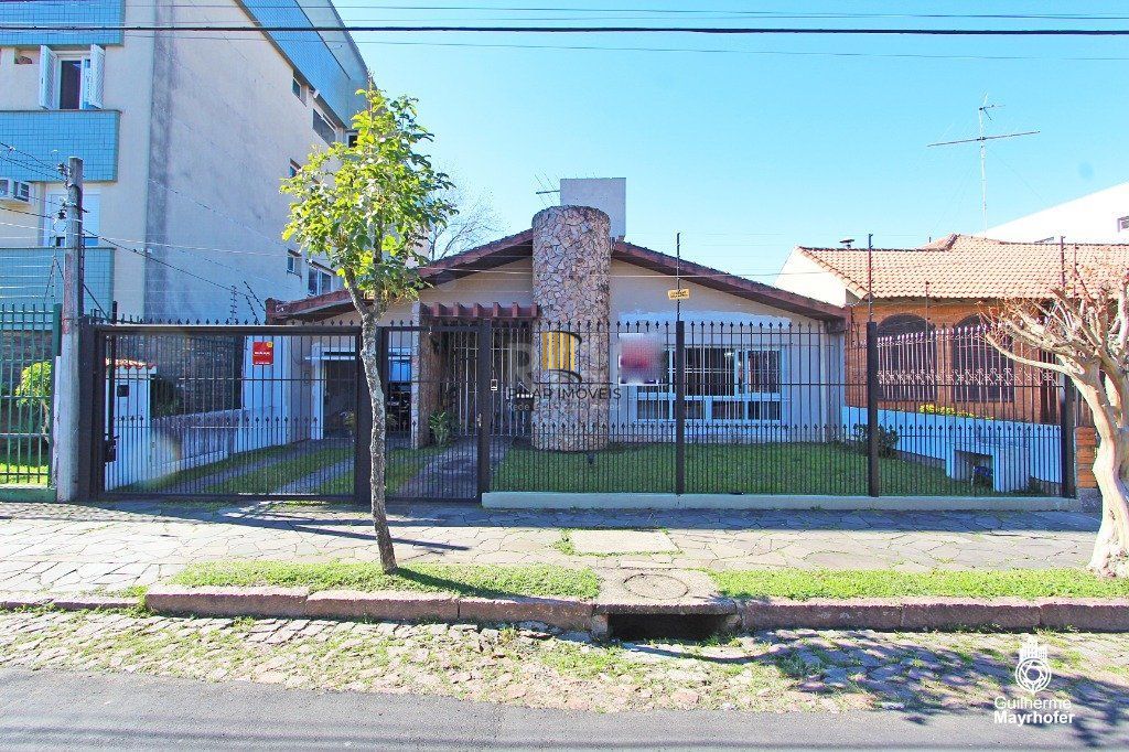 Casa para Venda - 215m², 3 dormitórios, sendo 1 suites, 3 vagas - Sarandi