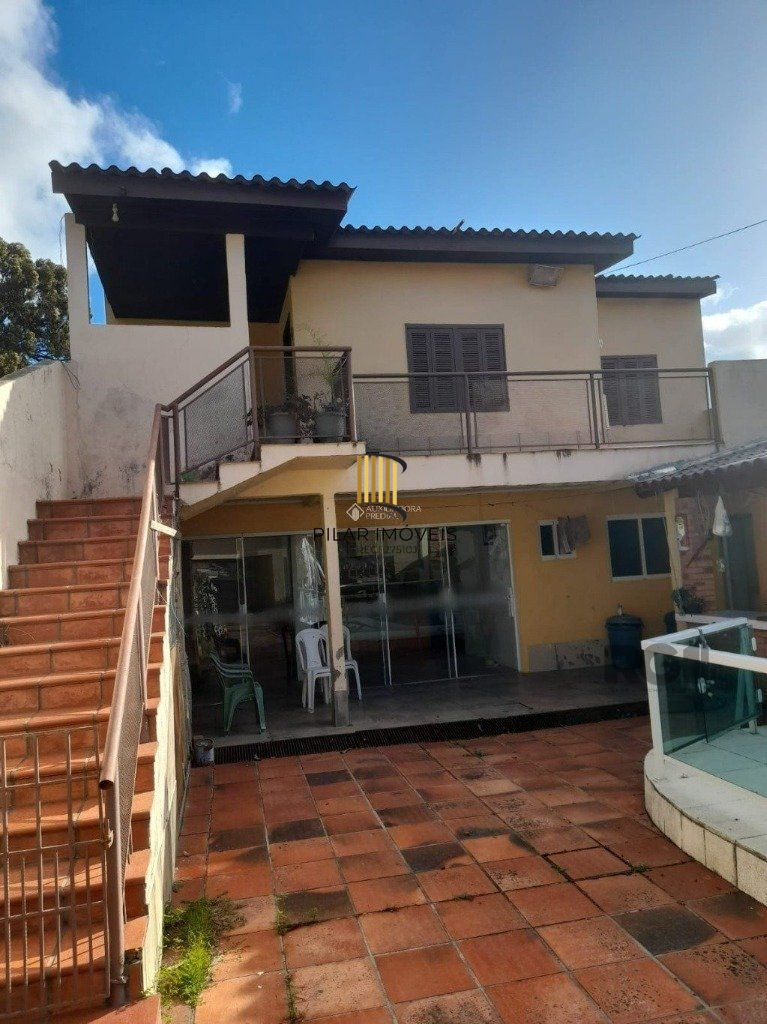 Casa 3 Dormitório(s) Bairro Glória