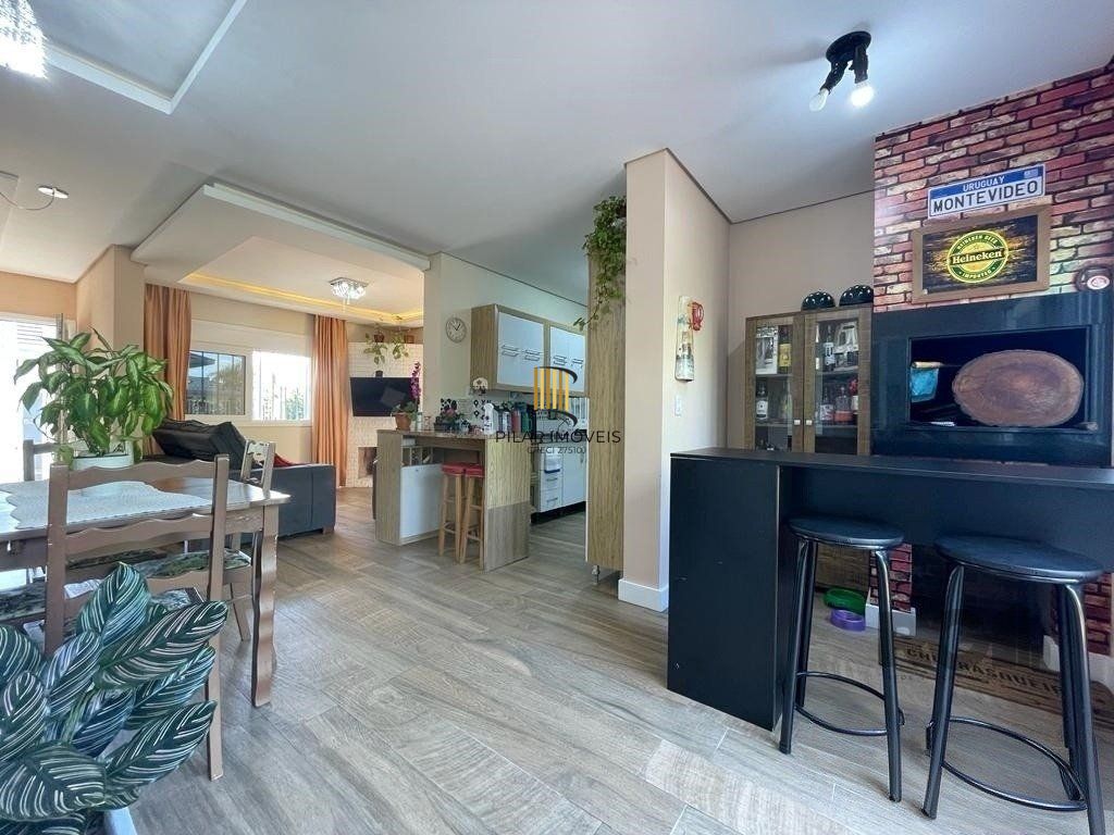 Casa 3 dormitórios no bairro Sarandi