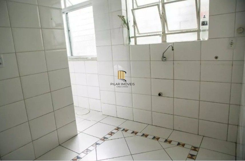 Apartamento de 1 dormitório, com 40 m², no bairro Teresópolis.