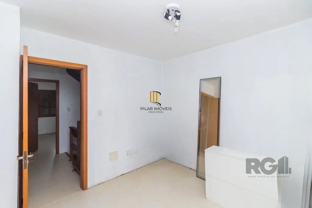 Casa com 3 dormitórios no bairro Jardim Itu