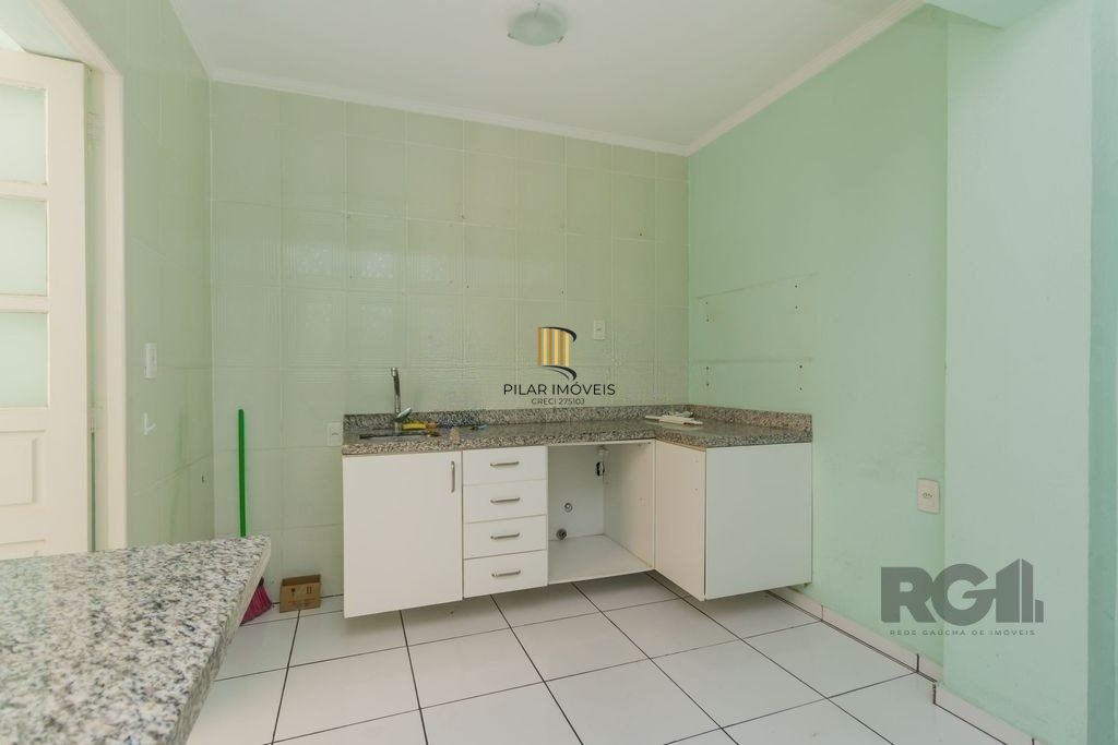 Excelente apartamento de 98m² com 3 dormitórios no bairro Menino Deus.