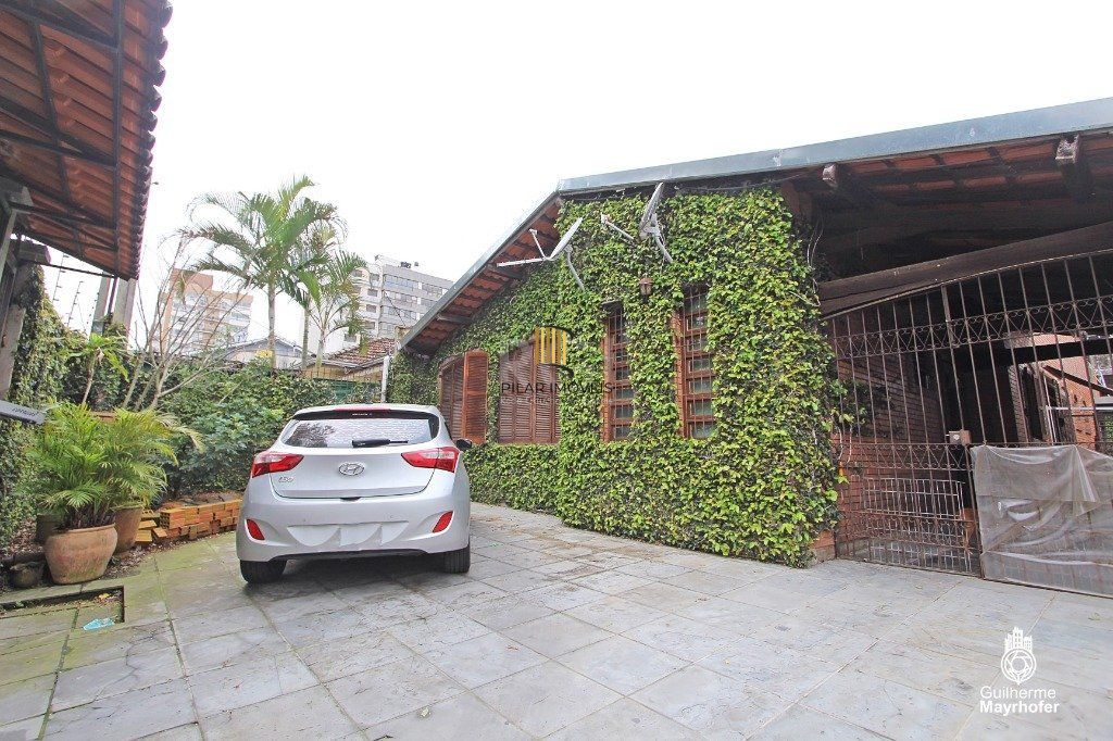 Casa para Venda - 381m², 3 dormitórios, sendo 1 suites, 4 vagas - Tristeza - Pilar Imóveis