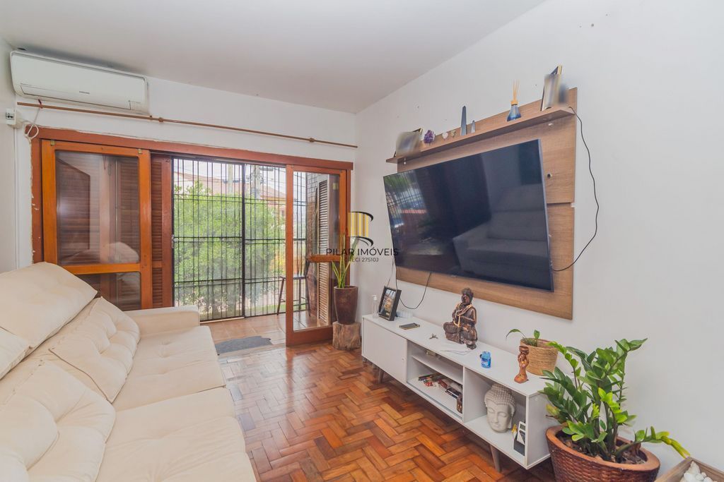 Casa de 3 dormitórios à venda no Bairro Parque Santa Fé - Porto Alegre