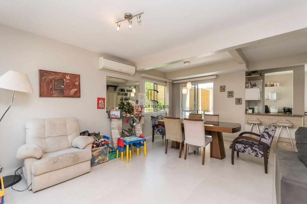 Casa Condominio para Venda - 178,00 m², 3 dormitórios, sendo 2 suites, 2 vagas - Alto Petrópolis