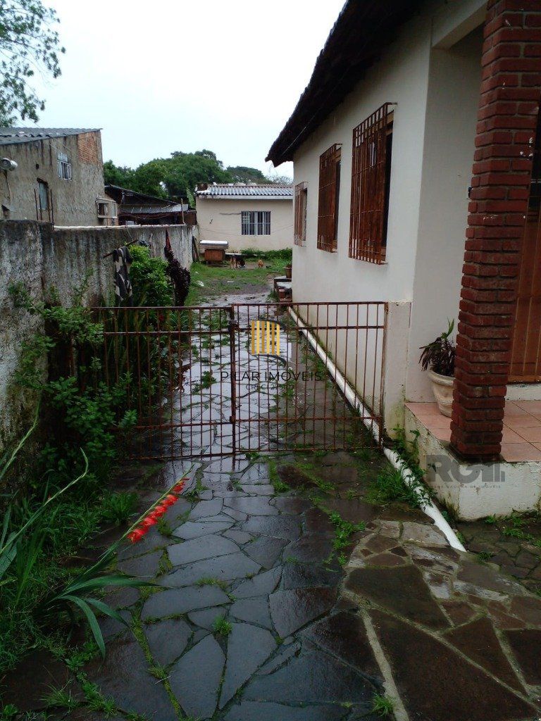 Casa para Venda - 146m², 4 dormitórios, 4 vagas - Cavalhada
