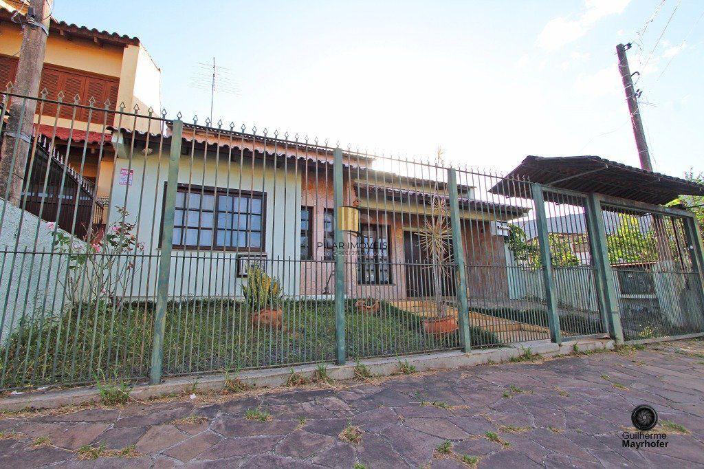 Casa para Venda - 180m², 3 dormitórios, sendo 1 suites, 3 vagas - Parque dos Maias