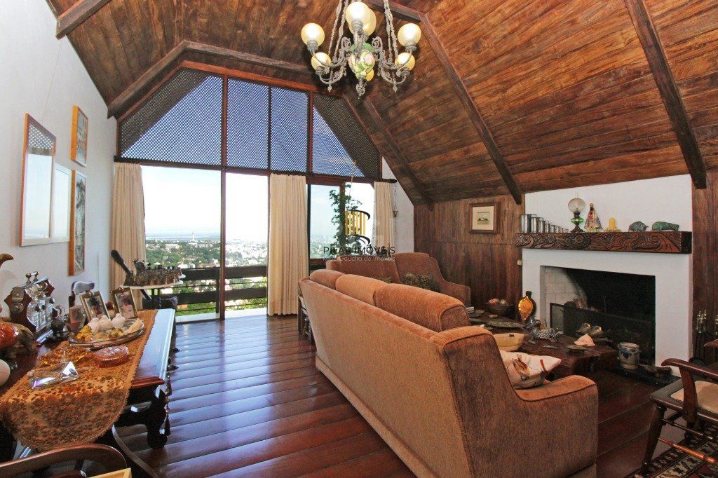 Casa 3 dor. sendo 1 suite, piscina, com vista panorâmica  no Morro Apamecor. - Pilar Imóveis