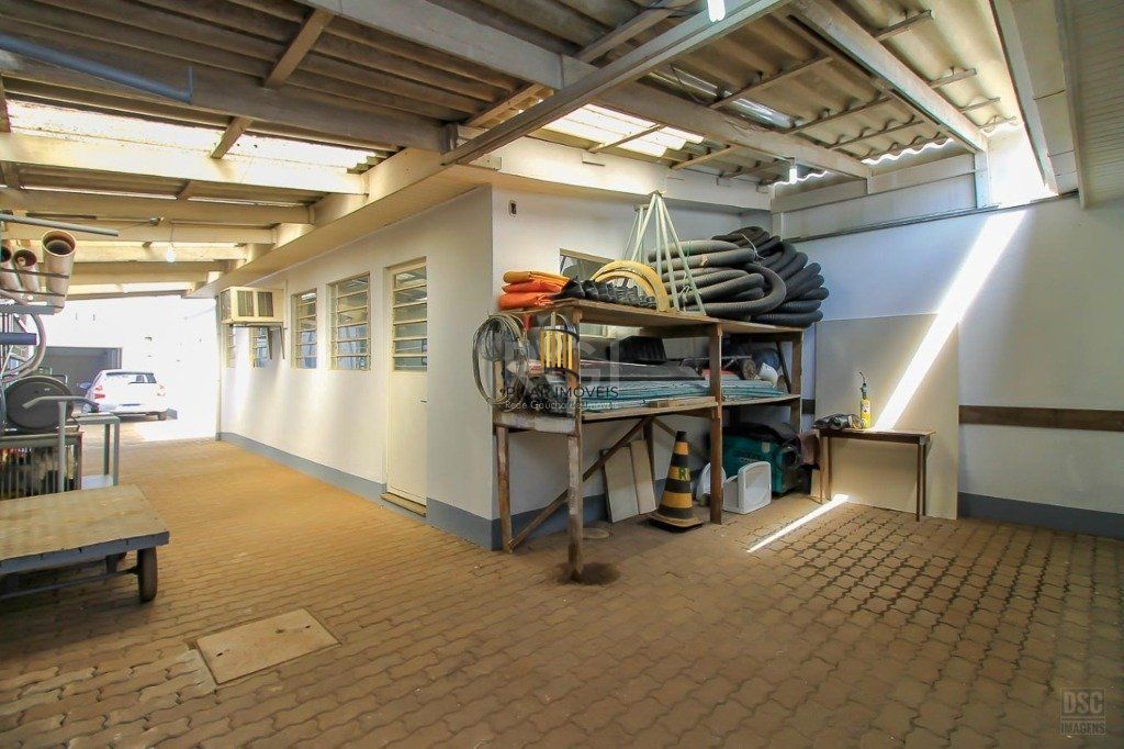 EXCELENTE PRÉDIO COMERCIAL LOCALIZADO NO BAIRRO GLÓRIA