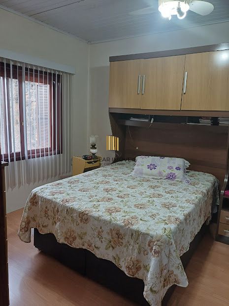 casa 3 dormitórios+ casa nos fundos de 1 dormitório