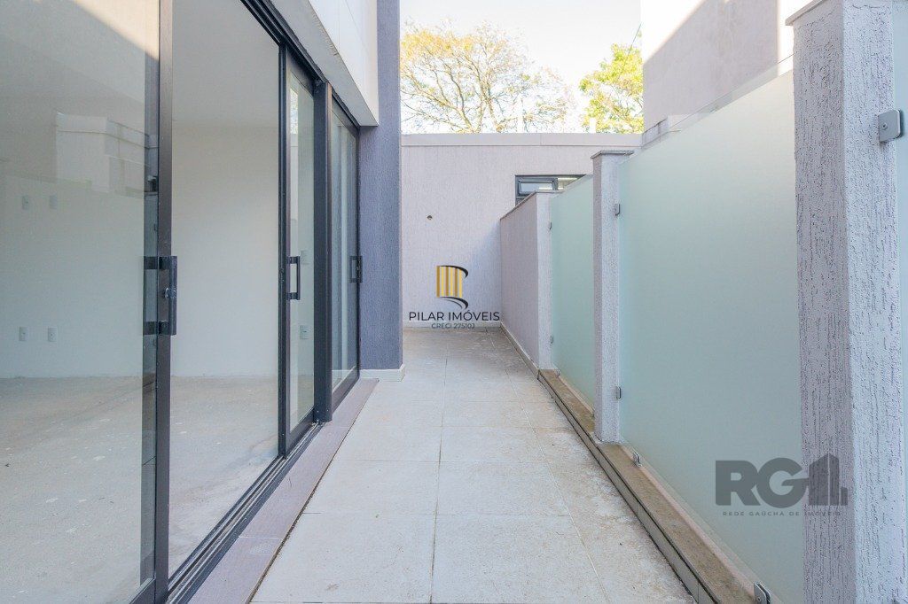 Apartamento Garden de 136,66m² com 3 dormitórios e 2 vagas no bairro Nonoai!