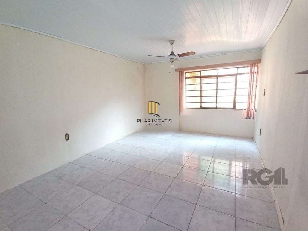 Casa de 2 dormitórios no bairro Campo Novo