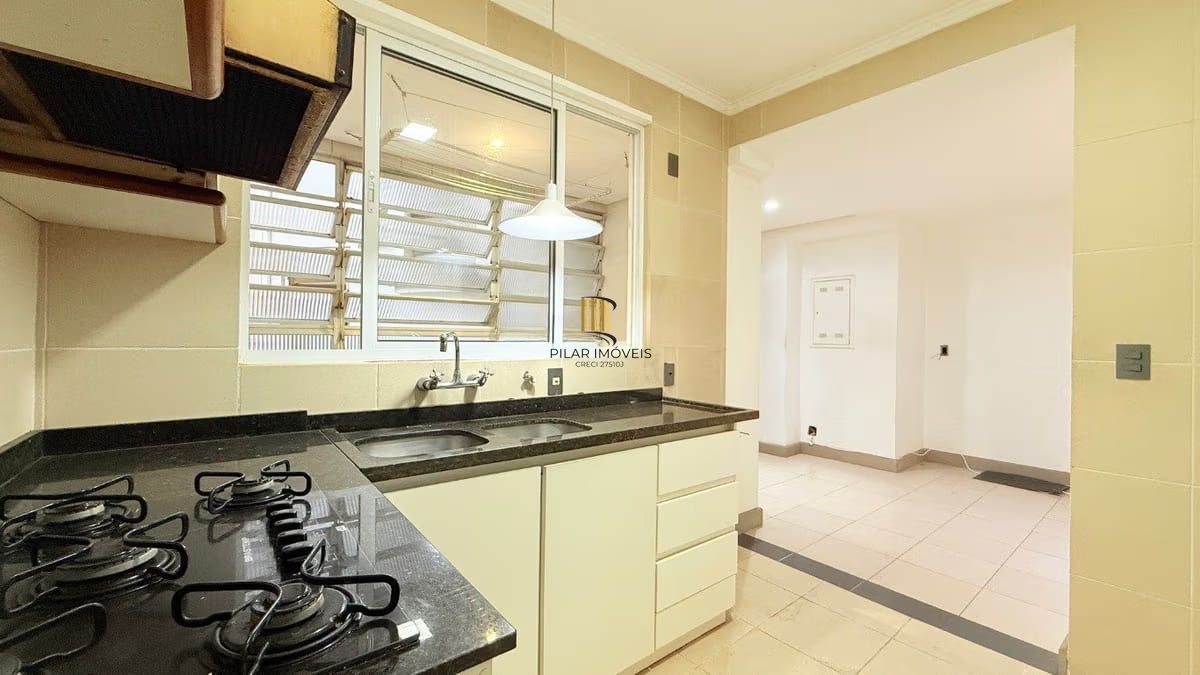 Apartamento de 3 dormitórios à venda em Independência, Porto Alegre