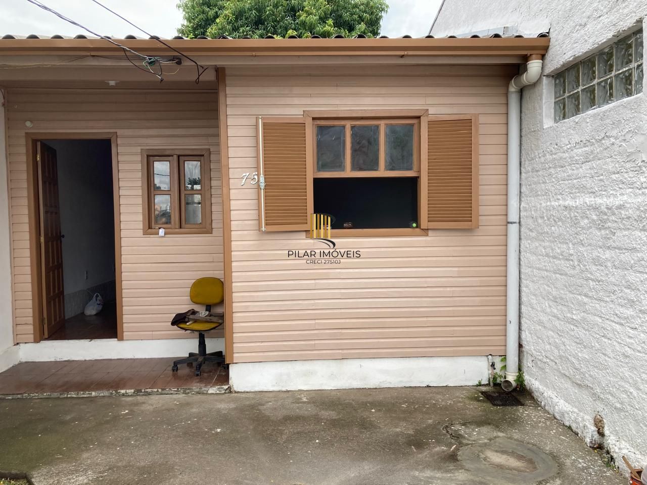 CASA BEM LOCALIZADA NA CAVALHADA EM FRENTE AO CECOPAM