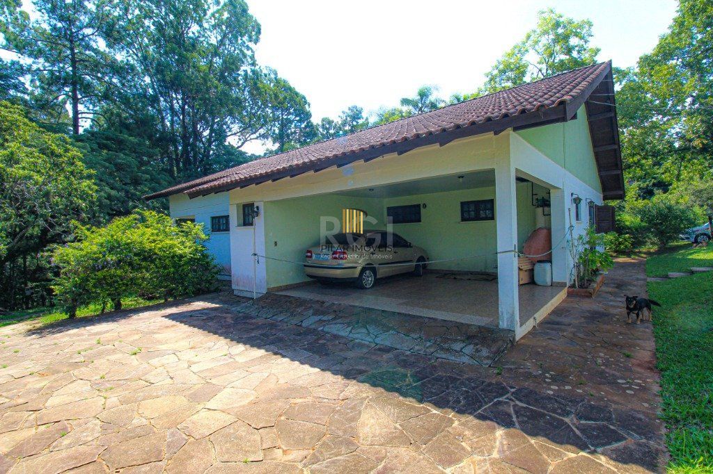 Sítio 2 dormitórios no bairro Hípica
