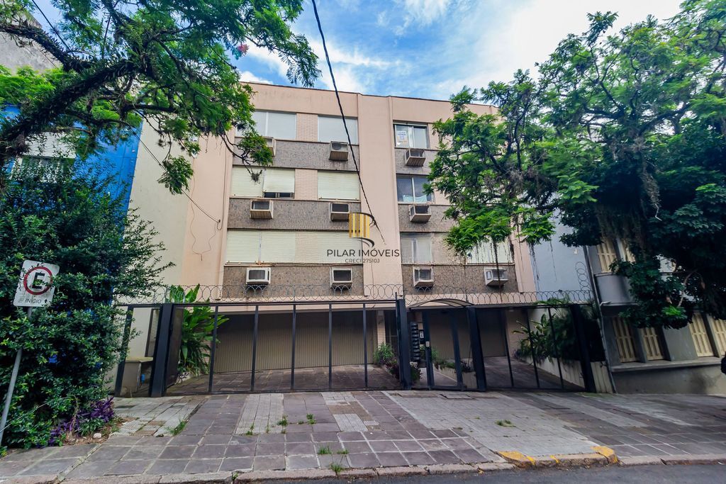 Apartamento 3 dorms à venda Rua Felipe Camarão, Rio Branco - Porto Alegre