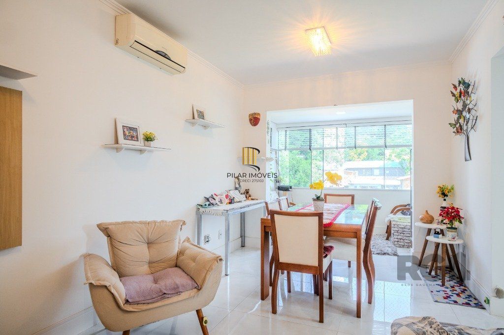 Apartamento de 2 dormitórios no bairro Teresópolis