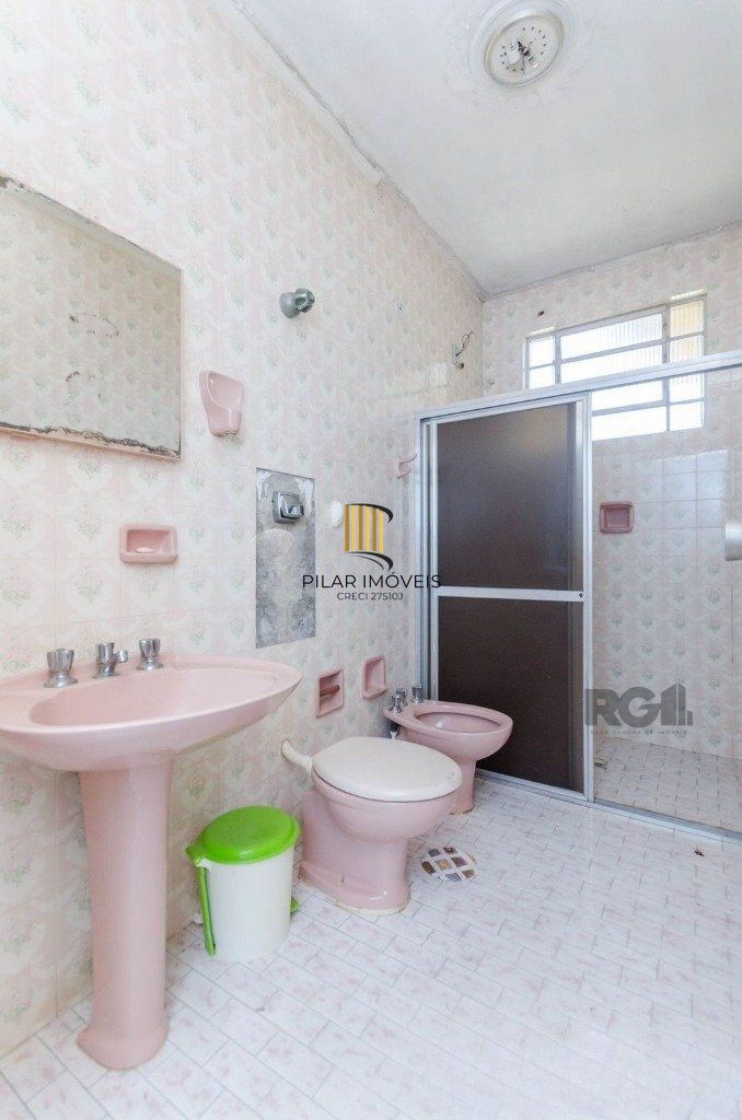 Excelente casa de 318m² com 3 dormitórios