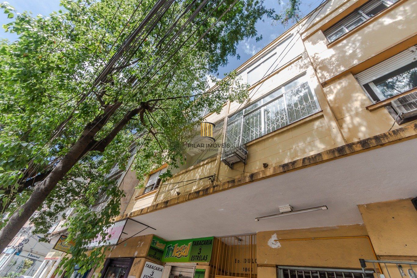 Apartamento à venda com 2 quartos 81 m²