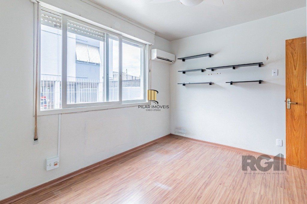 Apartamento de 2 dormitórios no bairro Glória