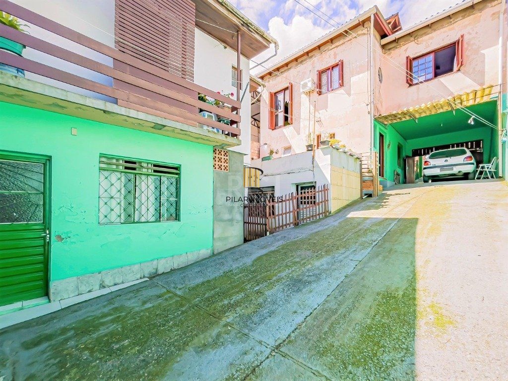 Casa para Venda - 272.24m², 3 dormitórios, sendo 1 suites, 4 vagas - Vila Jardim