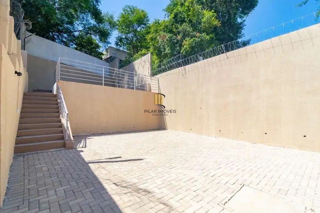 Apartamento 2 dormitórios no bairro Medianeira em Porto Alegre para Alugar