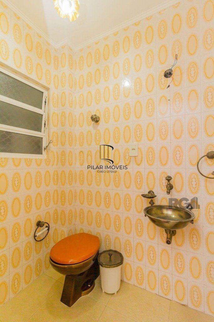 Excelente apartamento de 98m² com 3 dormitórios no bairro Menino Deus.