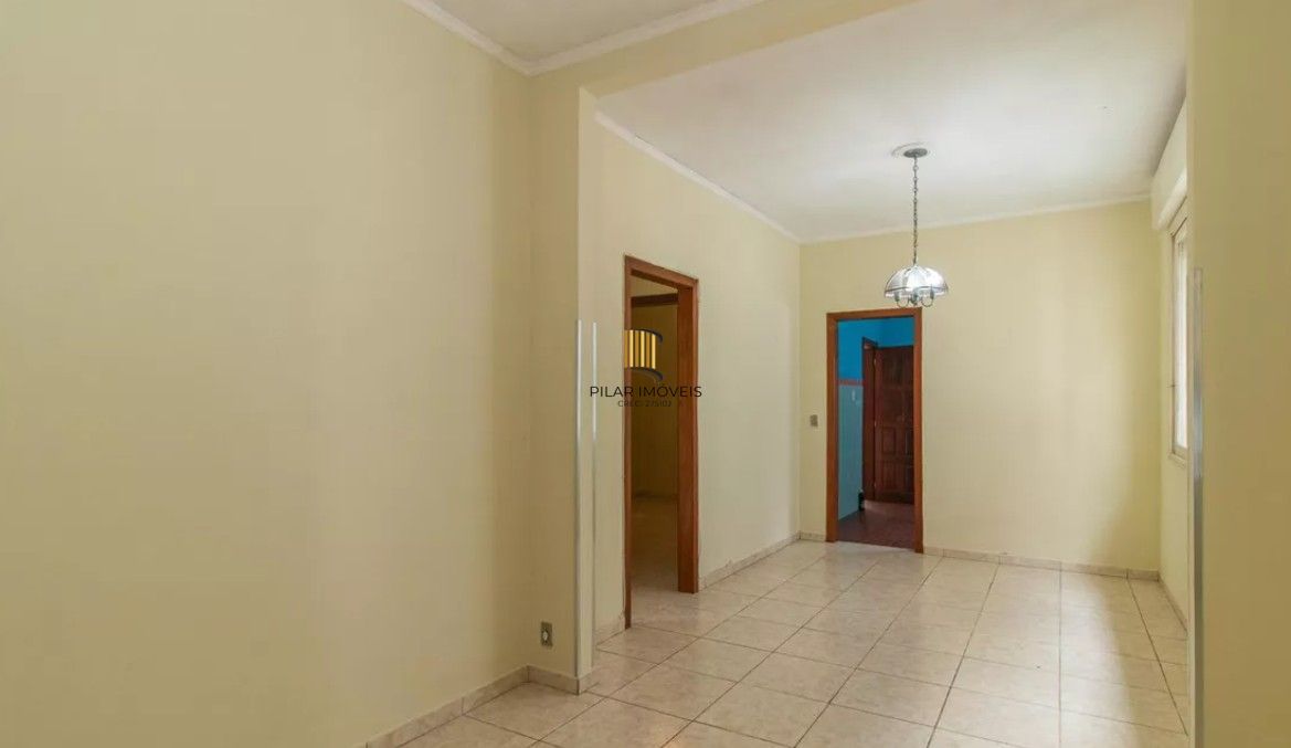 Casa 3 dormitórios Bairro Teresópolis