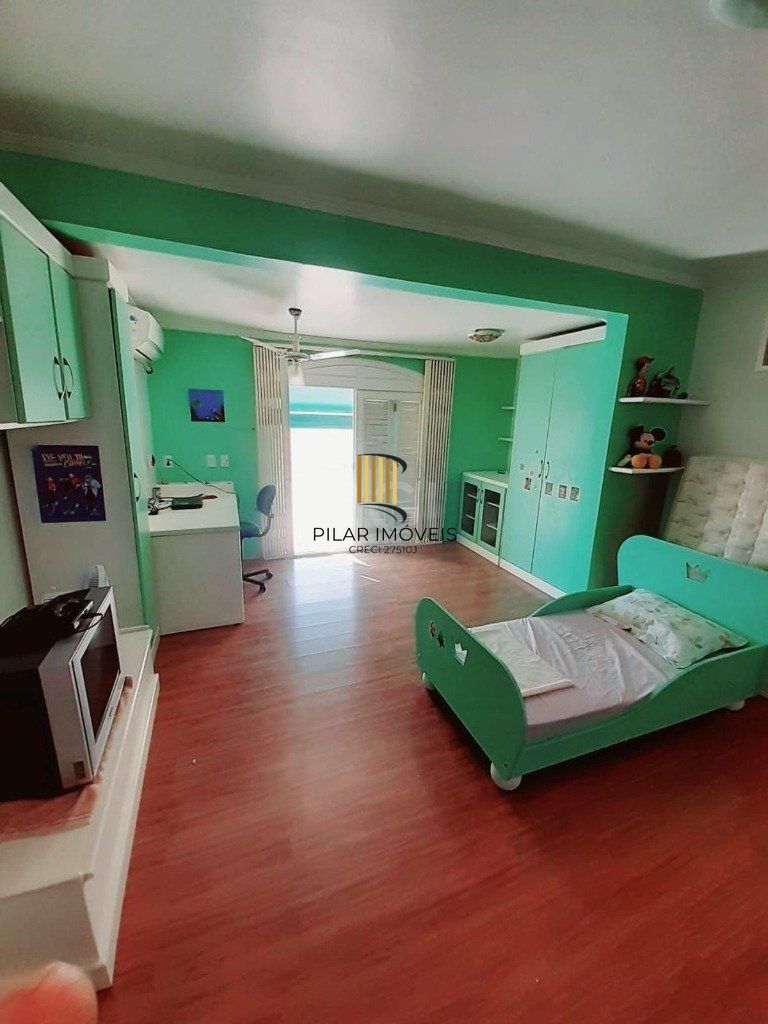 Casa para Venda - 260m², 4 dormitórios, sendo 1 suites, 4 vagas - Nonoai