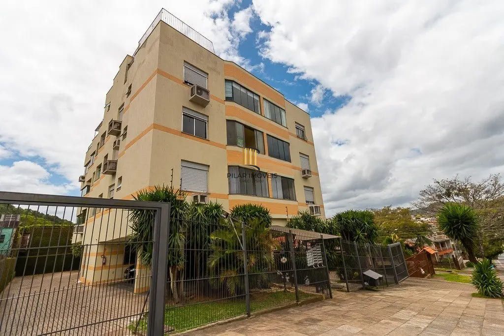 Cobertura à Venda com 2 Dormitórios no Bairro Cristal – Porto Alegre
