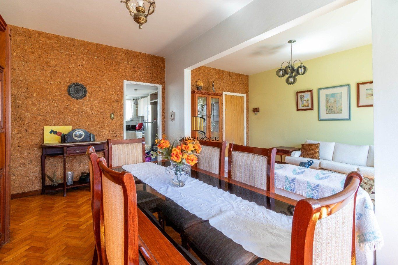 Apartamento com 3 quartos e 116m² à venda em Petrópolis, Porto Alegre. Rua General Souza Doca, Petrópolis, Porto Alegre