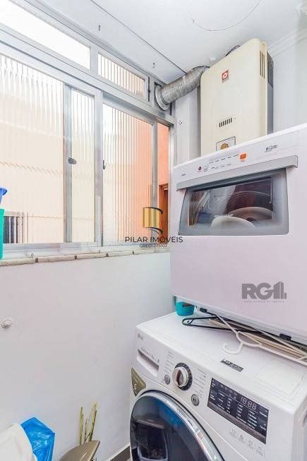Apartamento 67m² - 2 dormitórios, 1 vaga no bairro Cidade Baixa