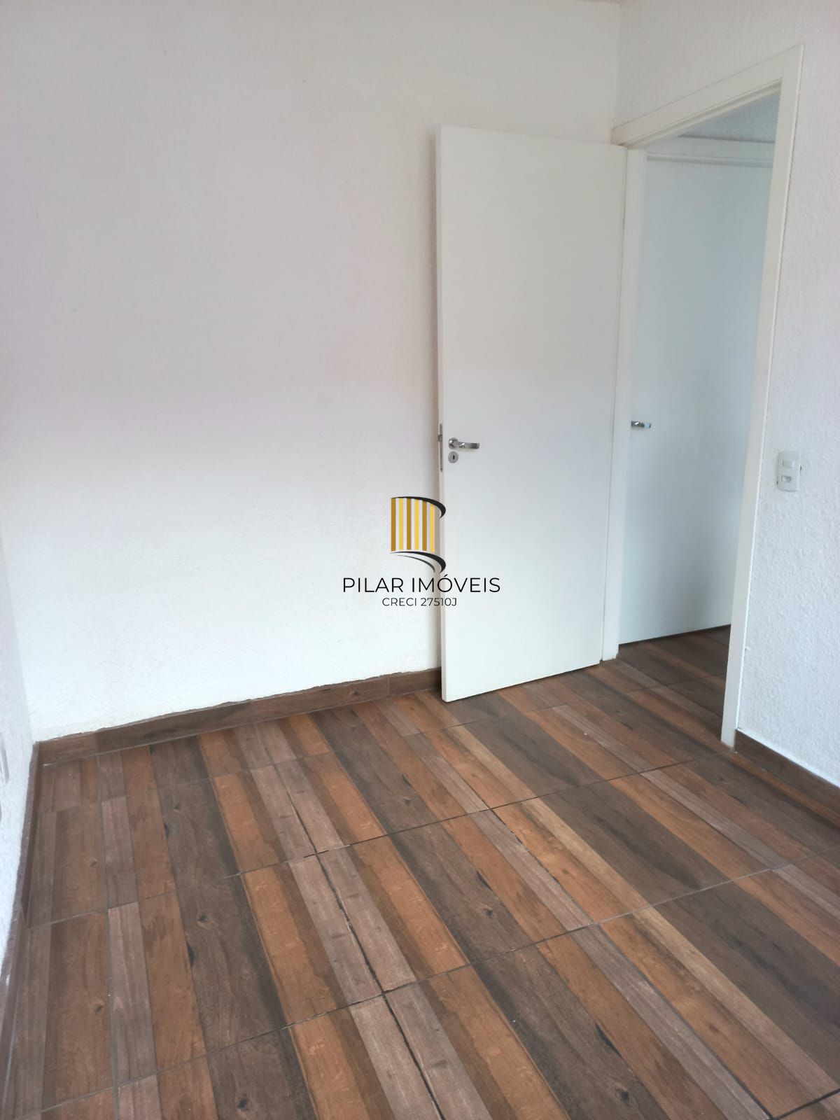 Apartamento 2 dormitórios no bairro Hípica