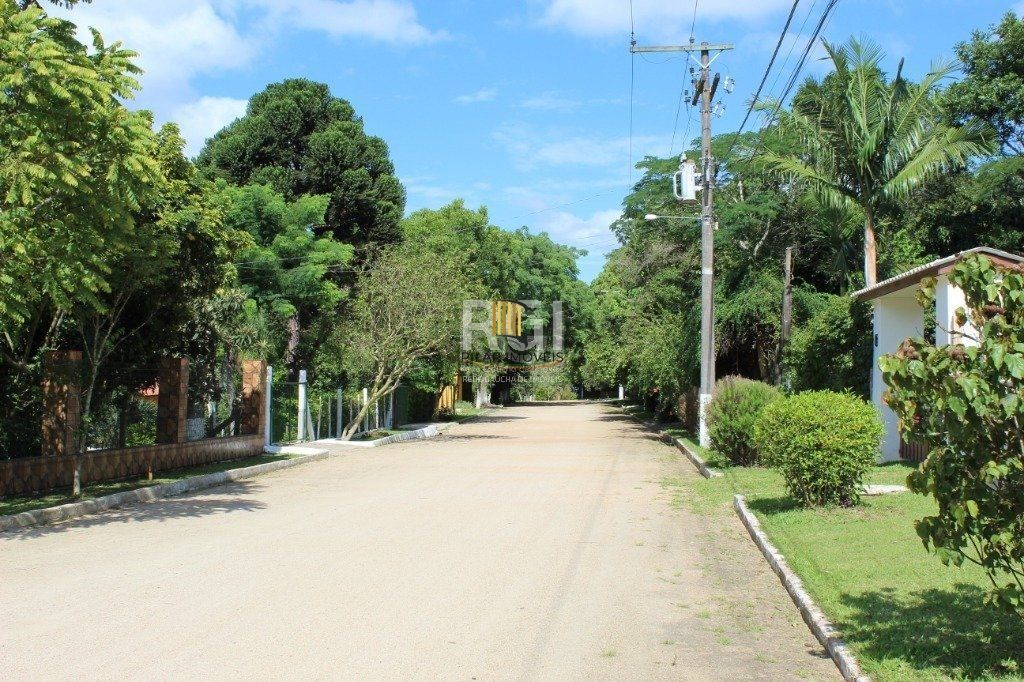 Sítio para Venda - 100m², 3 dormitórios, 9 vagas - Pinheiro