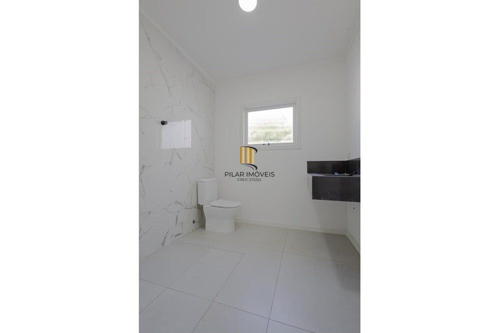 Casa 3 dormitórios no bairro Teresópolis