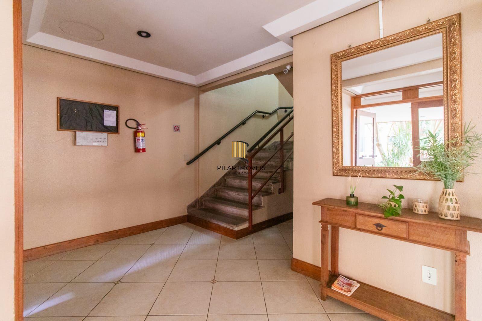 Apartamento para Venda - 77m², 2 dormitórios, 1 vaga - Teresópolis