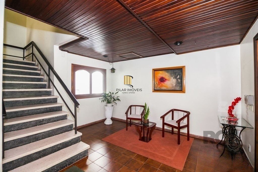 Excelente apartamento mobiliado com 2 dormitórios e 2 vagas.