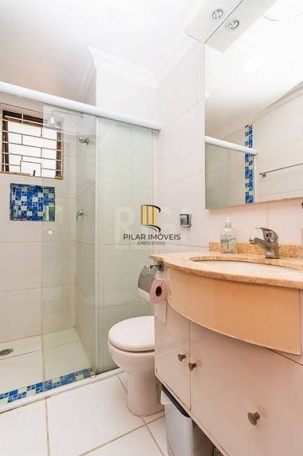 Apartamento para Venda - 43m², semi mobiliado, 1 dormitório, churrasqueira e 1 vaga de garagem no bairro Partenon