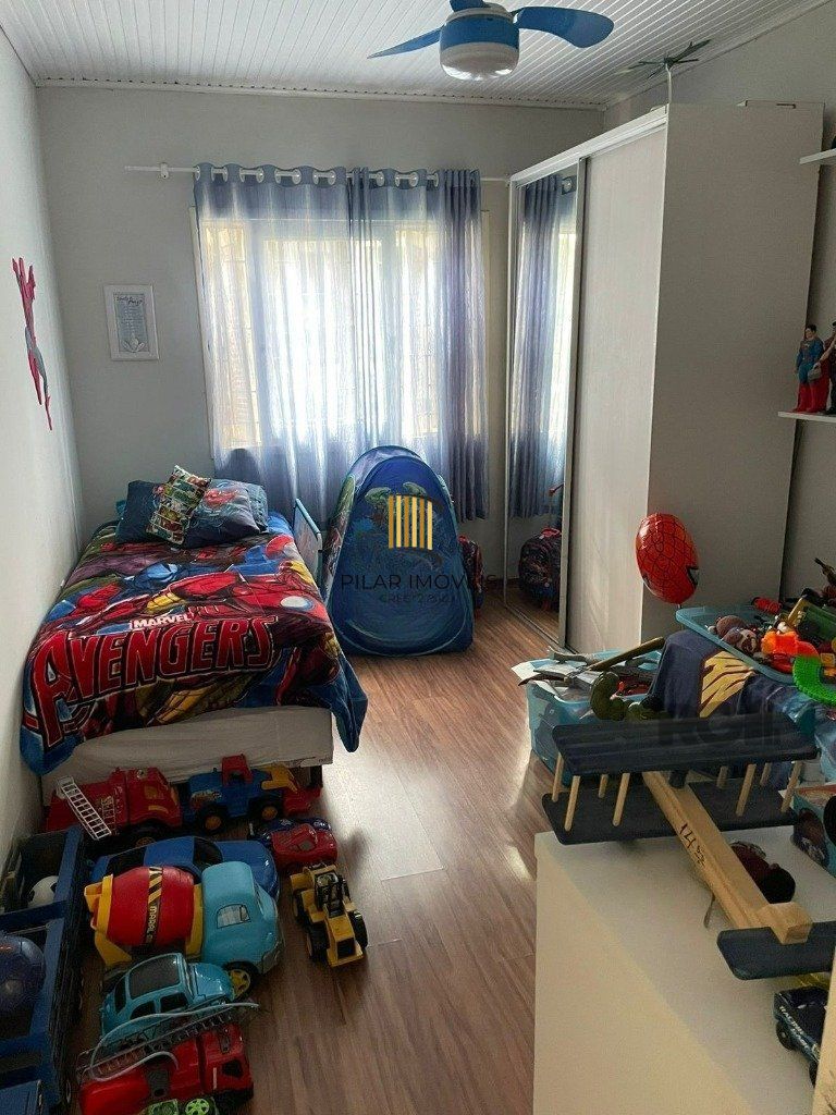 Casa de alvenaria, 03 dormitórios próximo a Av. Teresópolis
