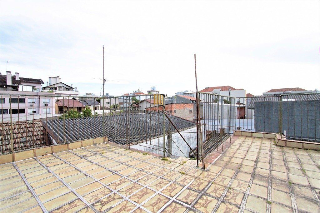Casa para Venda - 187m², 3 dormitórios, sendo 1 suites, 2 vagas - Jardim São Pedro
