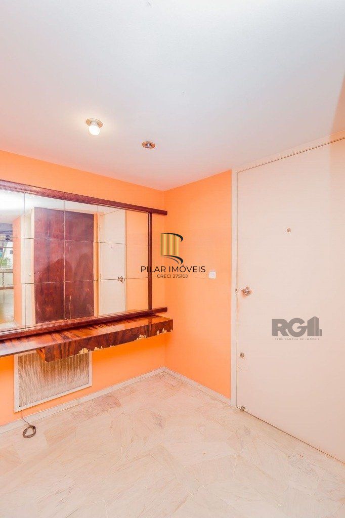 Apartamento de 3 dormitórios, bairro Bom Fim