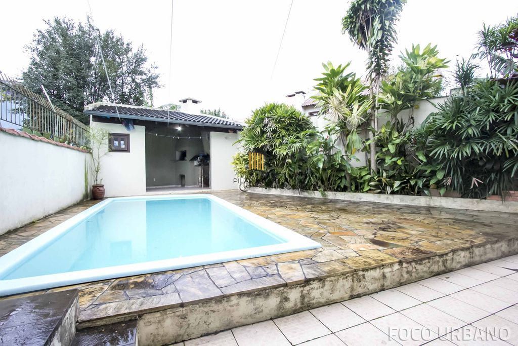 Casa 3 dormitórios à venda no Bairro Parque Santa Fé - Porto Alegre