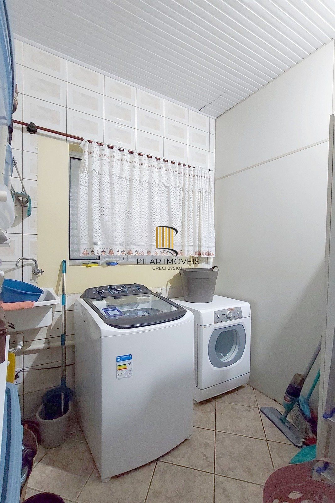 Casa com 3 dormitórios á venda no Bairro Sarandi, Porto Alegre