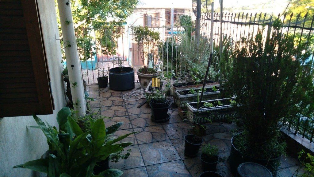 Casa 2 dormitórios no bairro Teresópolis