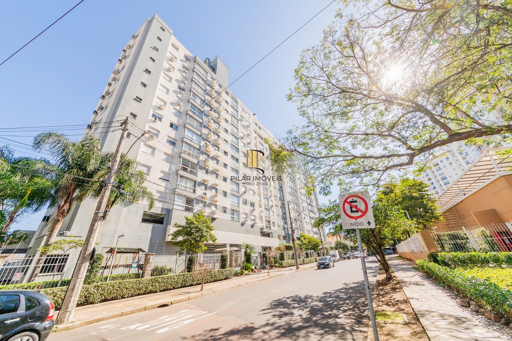 Apartamento com 3 quartos e 79m² à venda em Passo da Areia - Rua Bezerra De Menezes, Passo Da Areia, Porto Alegre