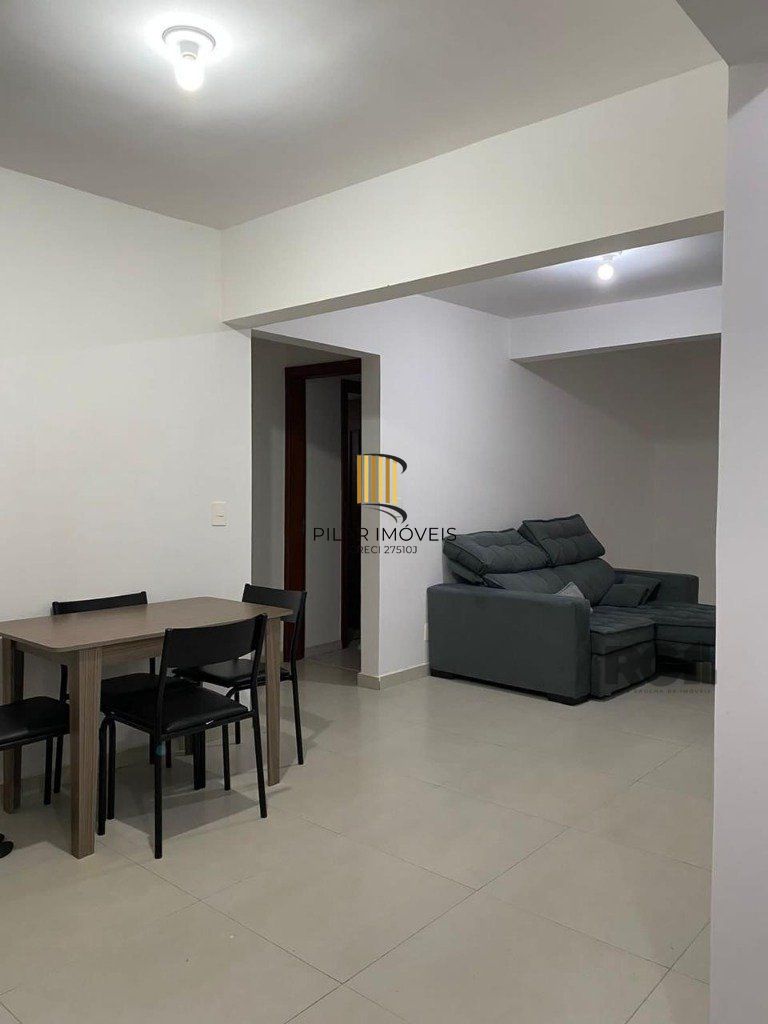 Apartamento 2 dormitórios no bairro Menino Deus